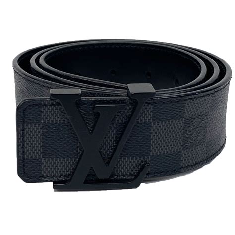 Products by Louis Vuitton: LV Initials 40mm Reversible Belt